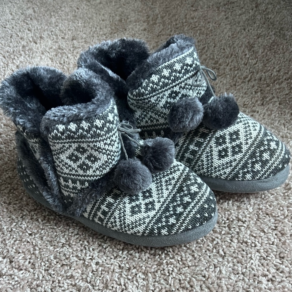 Steve Madden slipper booties - size 6